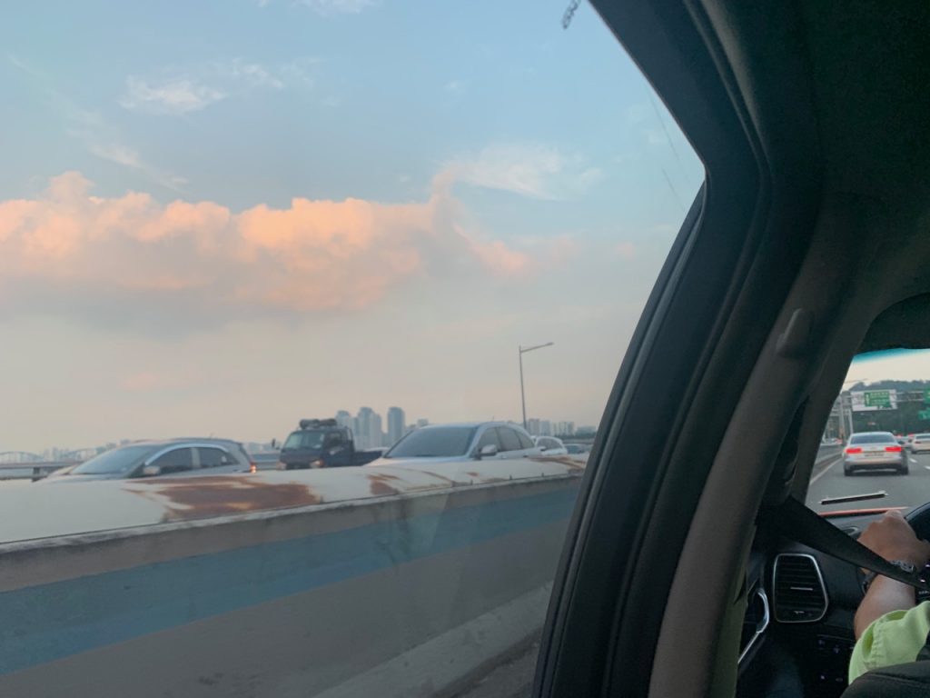 韓国ソウルの高速道路