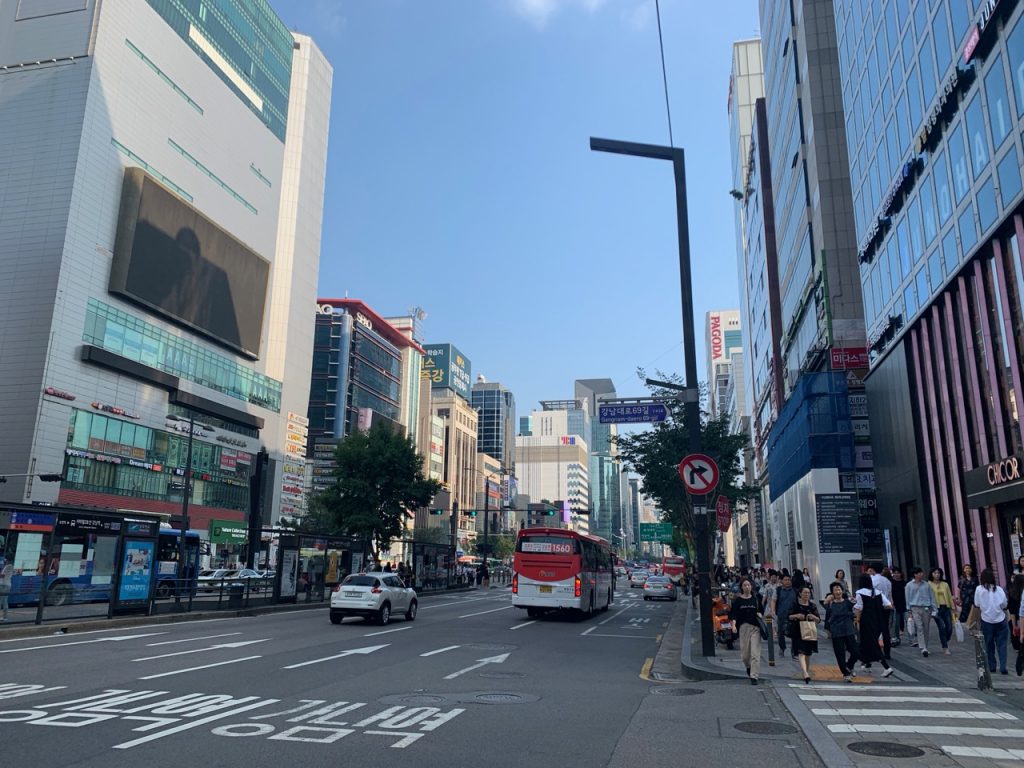 江南駅周辺(ソウル)