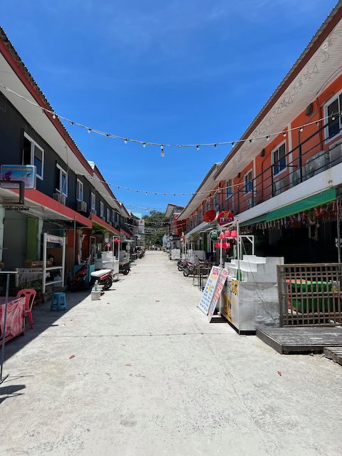 パンガン島の街並み